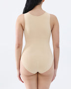 Cuerpo moldeador de cuello alto Veyro Madrid con control firme para mayor confianza diaria, ajustado y cómodo.