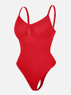 Body suit moldeador con espalda baja de Veyro Madrid, ajustado y cómodo, en color rojo, muestra su diseño y detalles en la espalda.