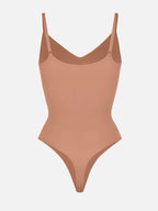 Body suit moldeador con espalda baja de Veyro Madrid, mostrado en color negro, ajustado y diseñado para definir la figura femenina.