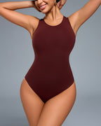 Body moldeador de cuello alto Veyro Madrid con control firme para mayor confianza y soporte en la zona del cuello y pecho.