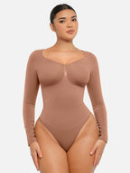 Body suit moldeador de manga larga de Veyro Madrid, ajustado y cómodo, en color negro, mostrado en primer plano.
