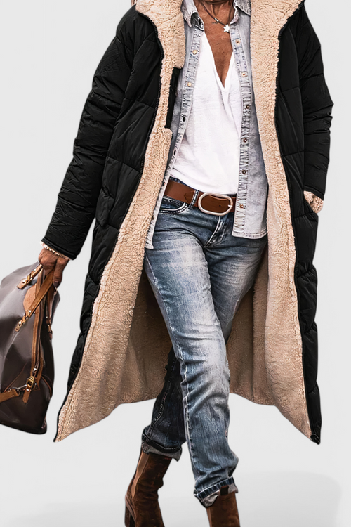 Abrigo suave y acolchado Veyro Madrid en color blanca, con diseño cómodo y moderno para el invierno.