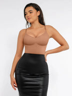 Body suit moldeador con espalda baja de Veyro Madrid, ajustado y sin costuras, diseñado para control y comodidad.