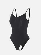 Body suit moldeador con espalda baja de Veyro Madrid, diseño sin costuras y control de abdomen para una silueta definida.
