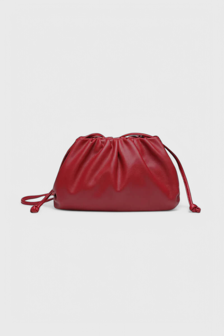 Bolso cruzado Dalila de Veyro Madrid con diseño elegante y asa ajustable, ideal para uso diario.