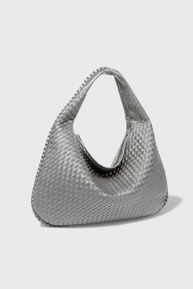 Bolso de hombro tejido Tilly de Veyro Madrid, diseño amplio y texturizado en tonos neutros, perfecto para uso diario.