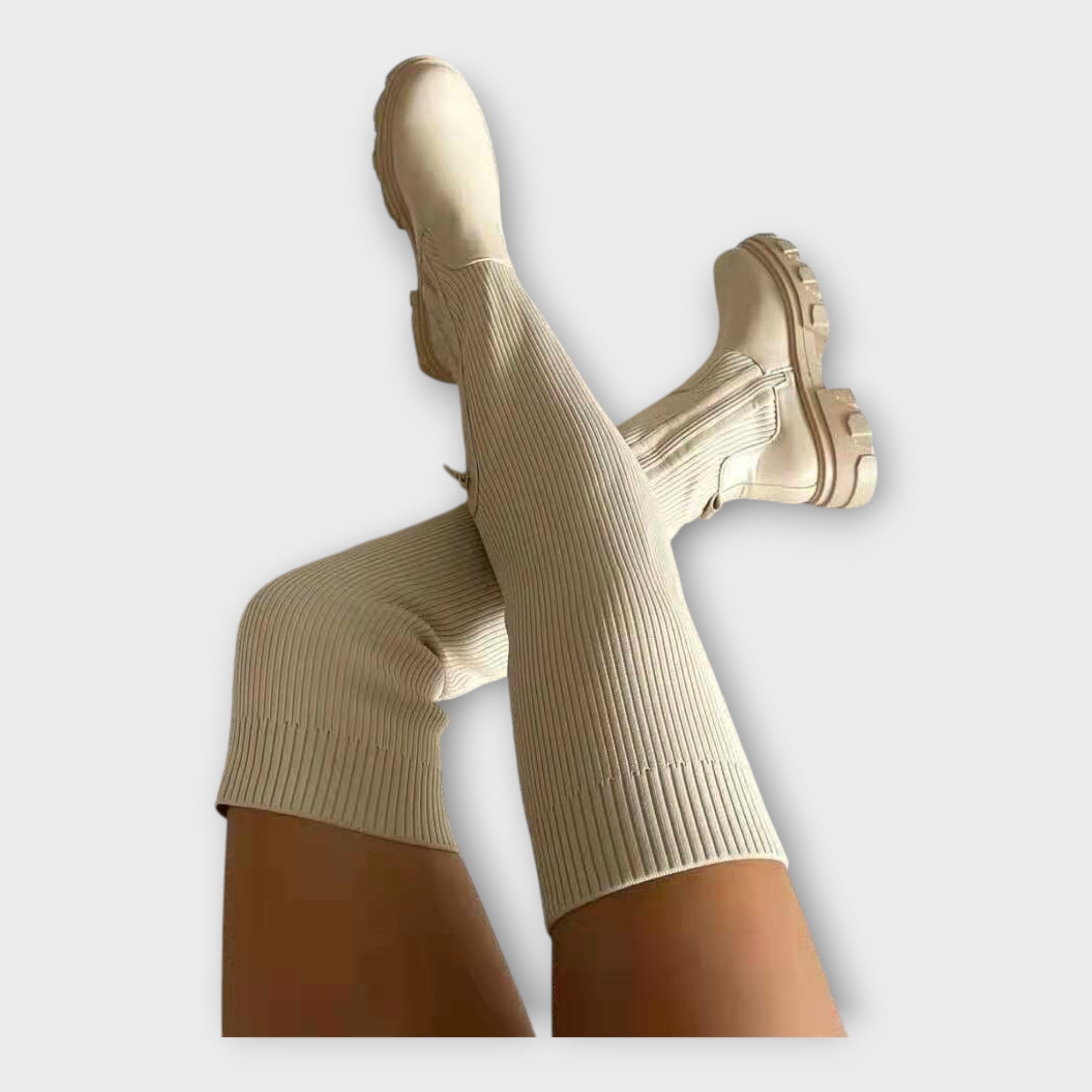 María  Botas Modernas Con Diseño Minimalista