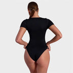 Cuerpo moldeador de manga corta Veyro Madrid, ajustado y cómodo, diseñado para realzar la figura y ofrecer soporte.